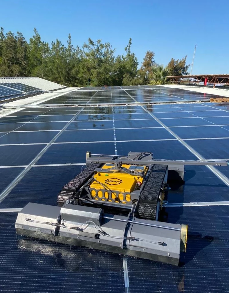 servis za cistenje solarni paneli fotovoltaici